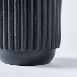Vanilla-scented Soy Wax Candle – Black