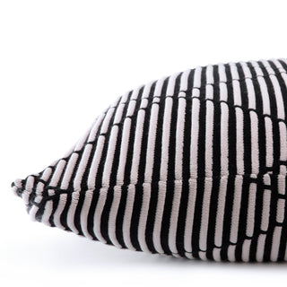 Illusion Cotton Knitted Scatter Cushion