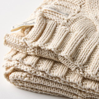 Cable knit cotton throw - pale natural cotton colour