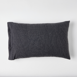 Azura Textured Stonewashed Cotton Scatter, in Black