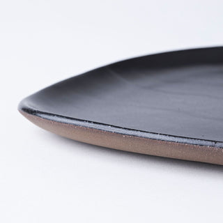 Contour Platter in black